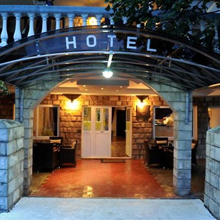 Hotel Evropa 포드고리차 외부 사진