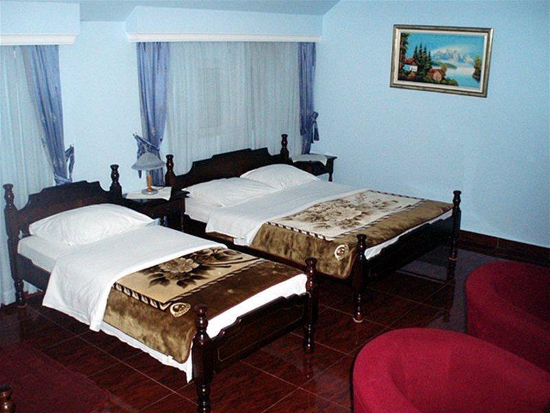 Hotel Evropa 포드고리차 객실 사진