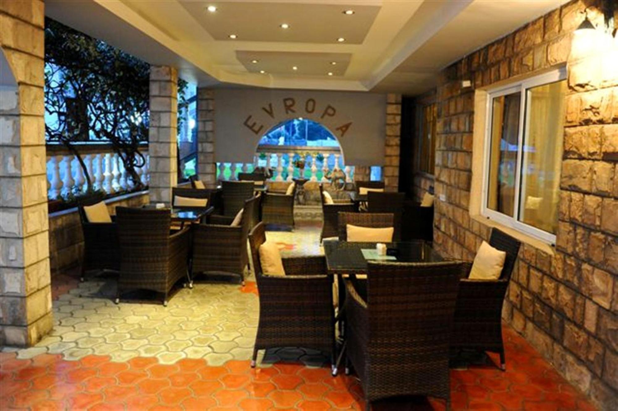 Hotel Evropa 포드고리차 외부 사진