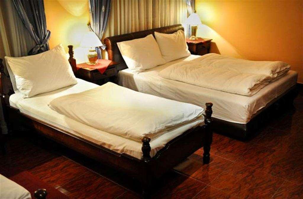 Hotel Evropa 포드고리차 객실 사진